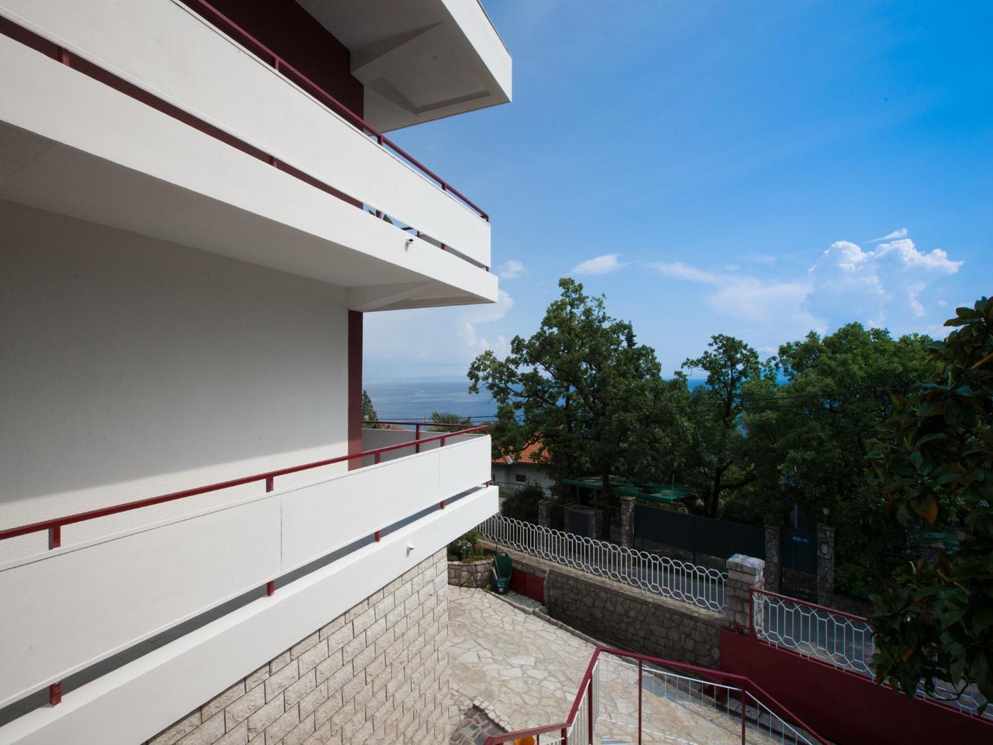 Blue View Apartment Opatija Exteriör bild
